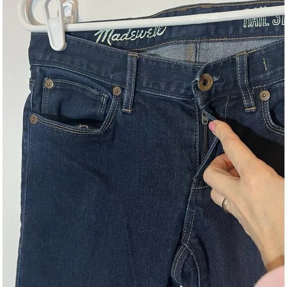 Madewell women’s Blue jeans Size 26 Rail Straight Low Rise Zipper Pockets - Picture 12 of 16